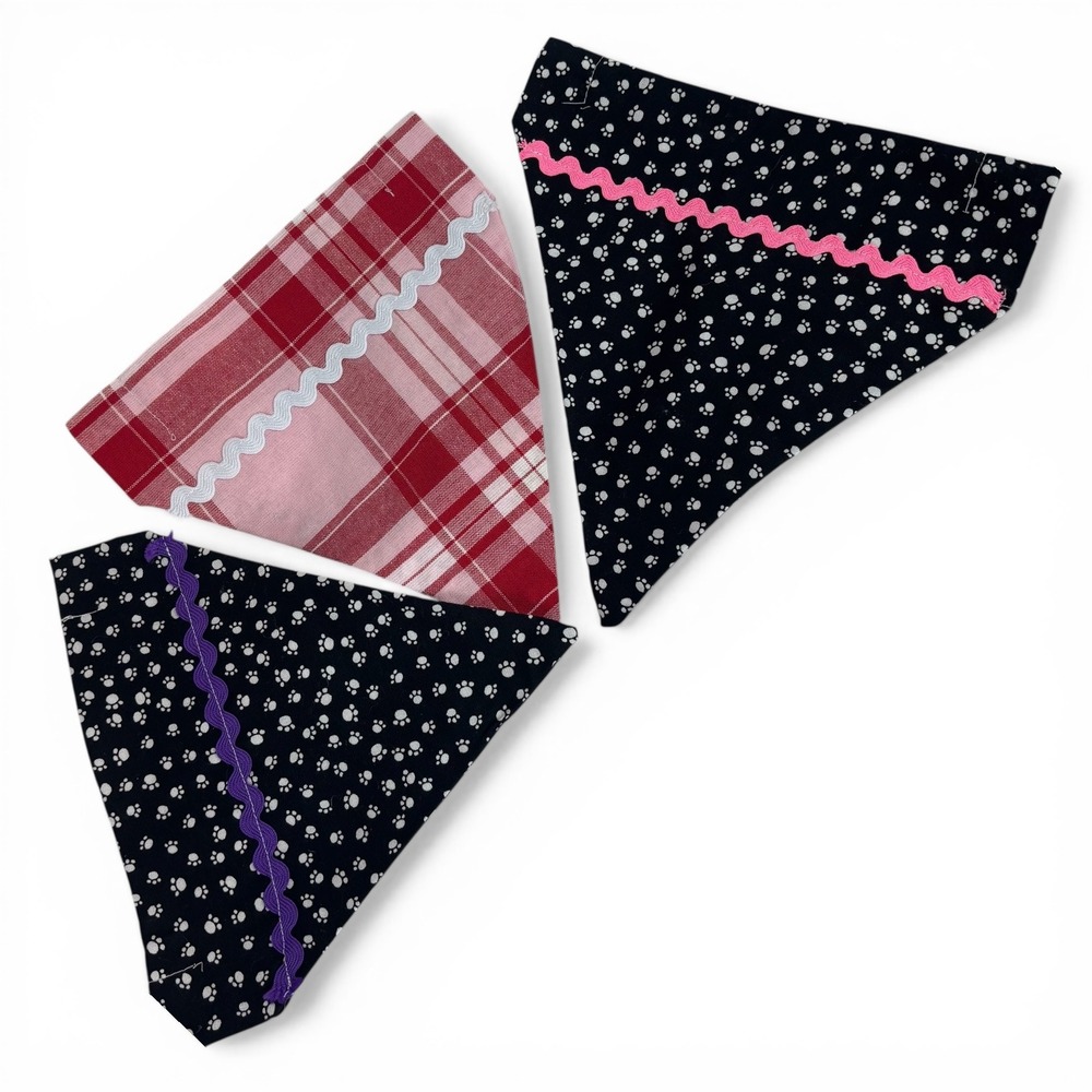 Handmade Dog Bandana Set of 3 Pink Plaid &‎ Paws Print Rickrack Trim Sz M